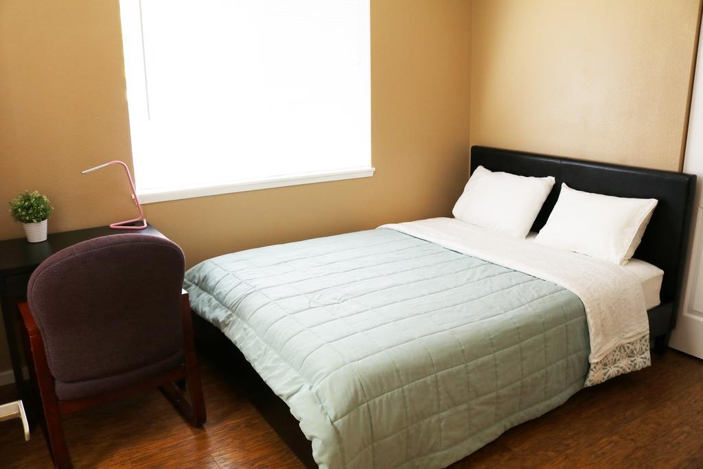 Quiet, Clean And Comfortable Room Seattle Eksteriør billede