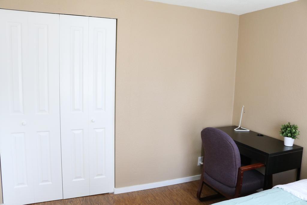 Quiet, Clean And Comfortable Room Seattle Eksteriør billede