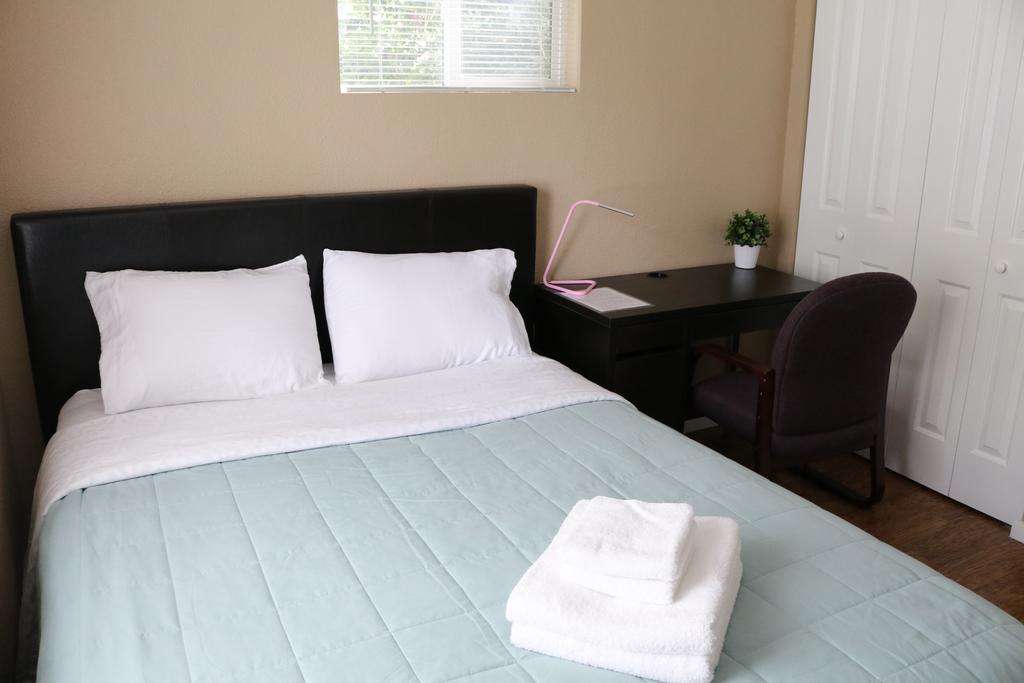 Quiet, Clean And Comfortable Room Seattle Eksteriør billede